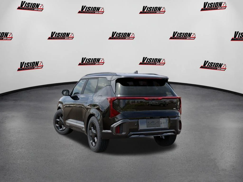 New 2027 Black Kia X-Line S image 4