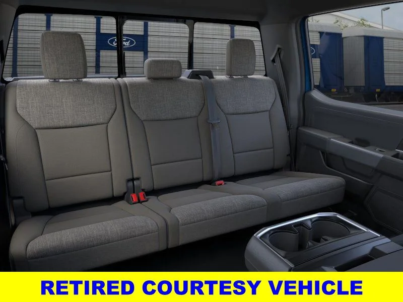 2025 Ford F-150 XLT - Photo 11