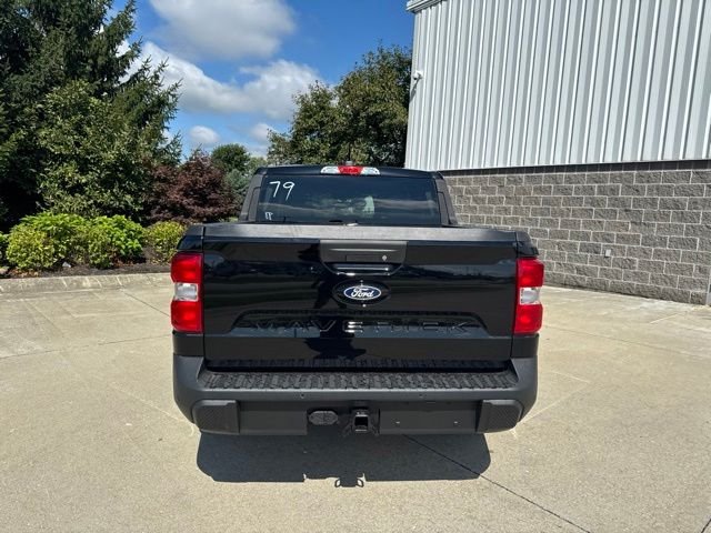 New 2026 Shadow Black Ford XLT image 5
