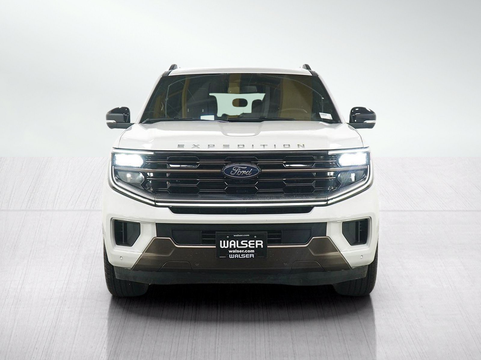 Used 2025 Star White Metallic Tri-Coat Ford King Ranch image 8