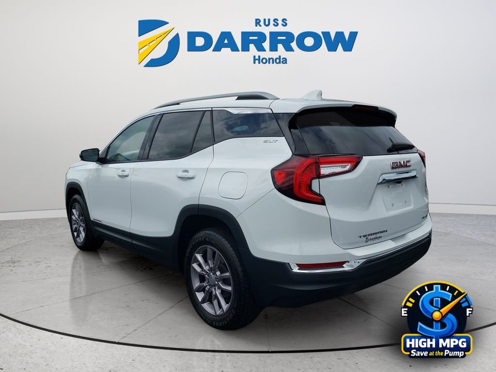 Used 2024 White GMC SLT image 3