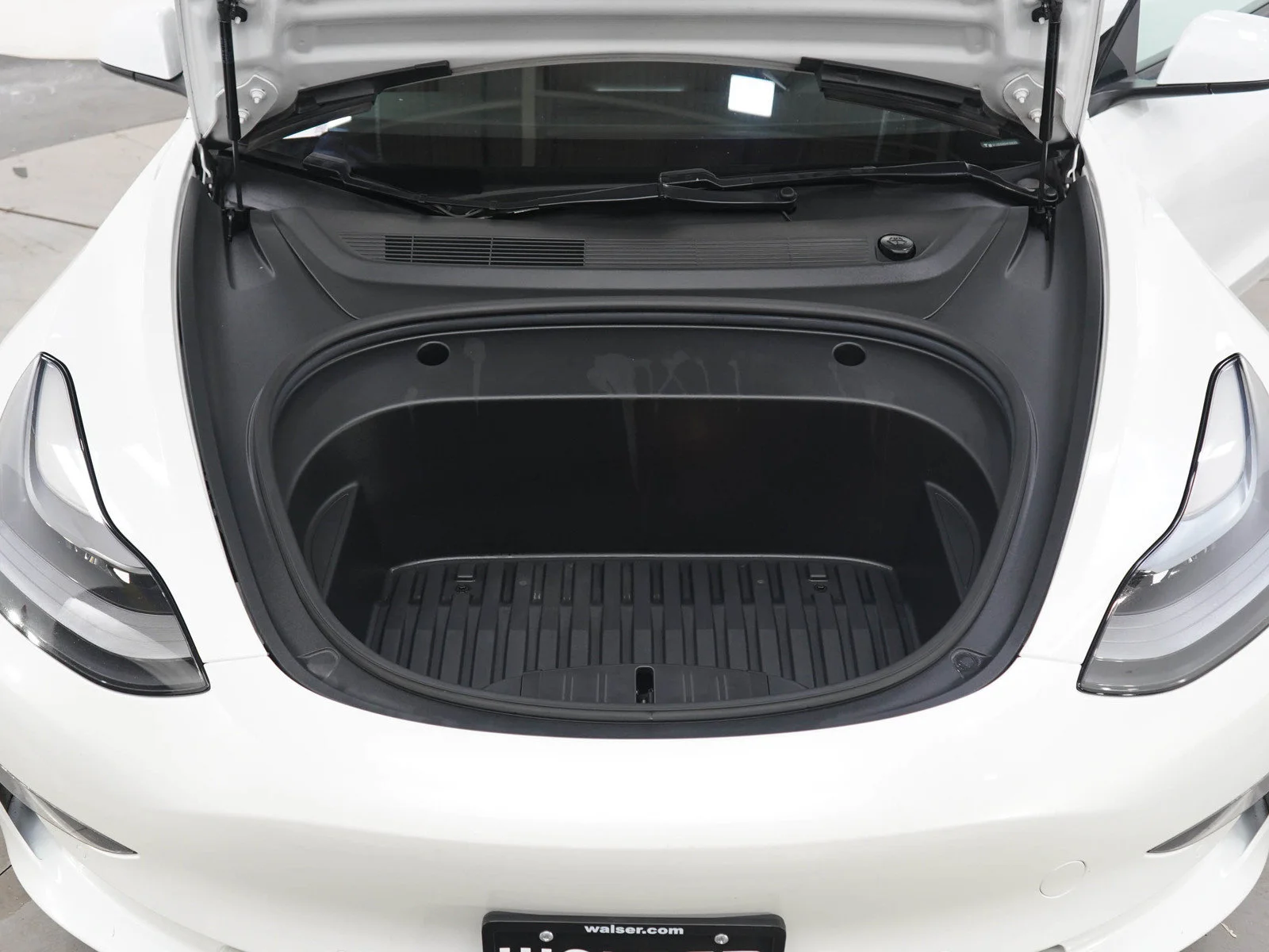 Used 2021 Pearl White Multi-Coat Tesla Long Range AWD image 28