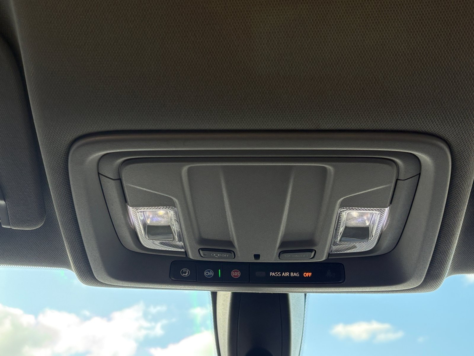 Used 2020 Summit White Chevrolet RST image 25