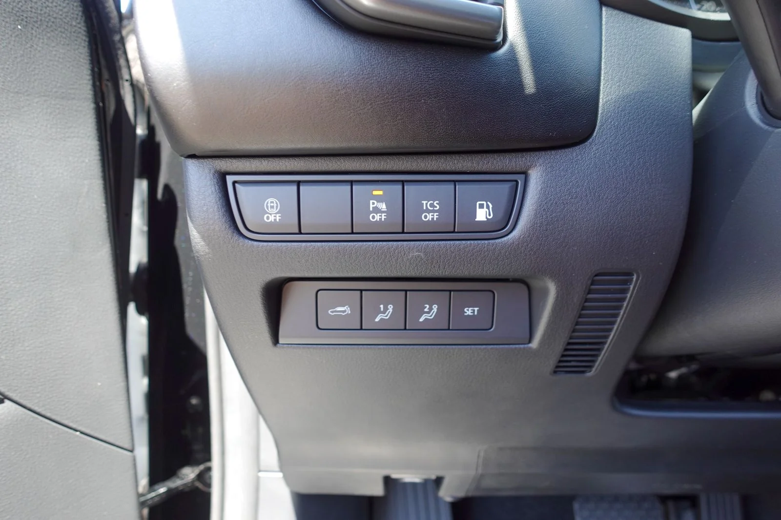 New 2026 Jet Black Mica Mazda Premium image 17