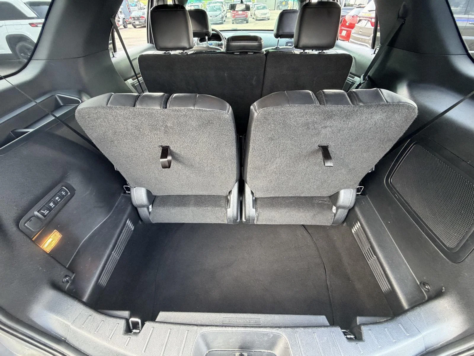 Used 2017 Shadow Black Ford Limited image 18
