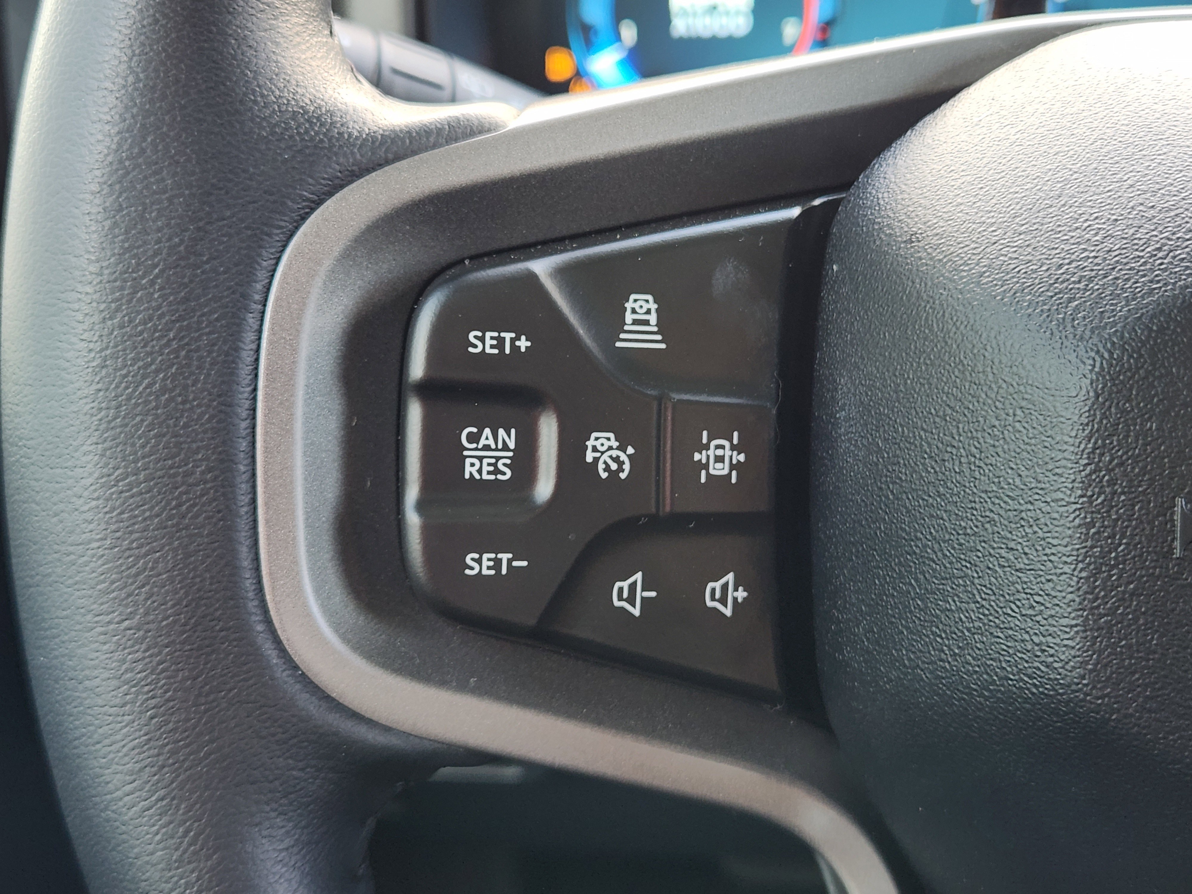 Used 2025 Desert Sand Ford Badlands image 29