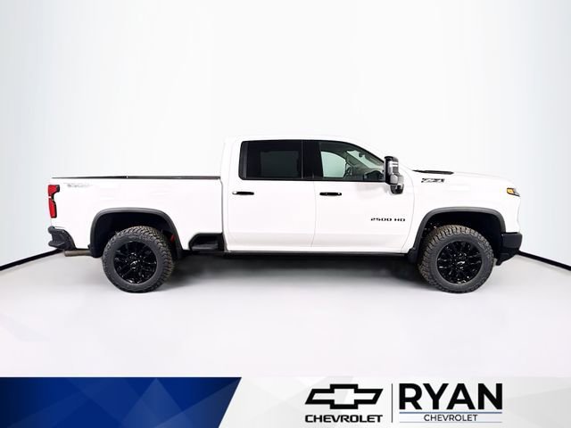 2026 Chevrolet Silverado 2500 HD LTZ - Photo 8
