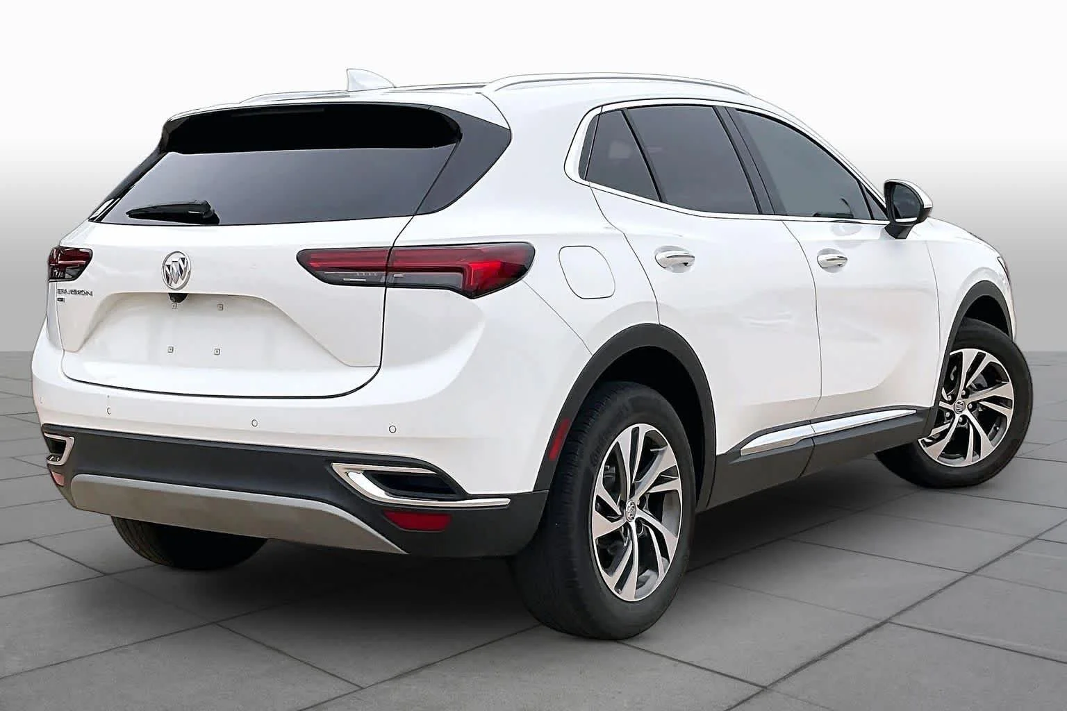 Used 2023 Summit White Buick Essence image 12