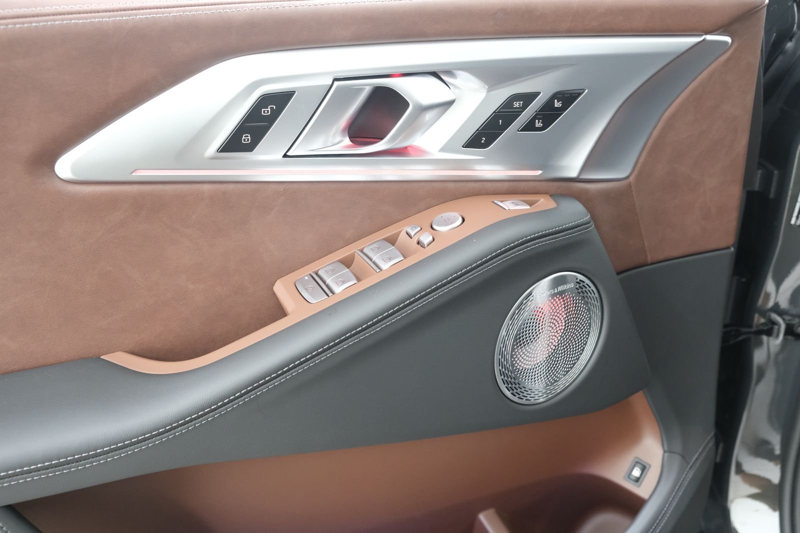 New 2026 Dravit Grey Metallic BMW Label image 39