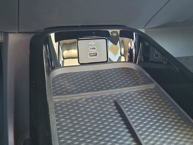 New 2026 Glacier Gray Metallic Tri-coat Ford Select image 10