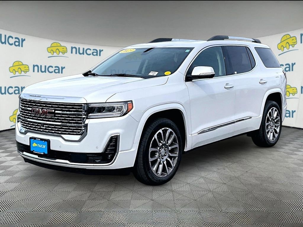Used 2023 White Frost Tricoat GMC Denali image 3