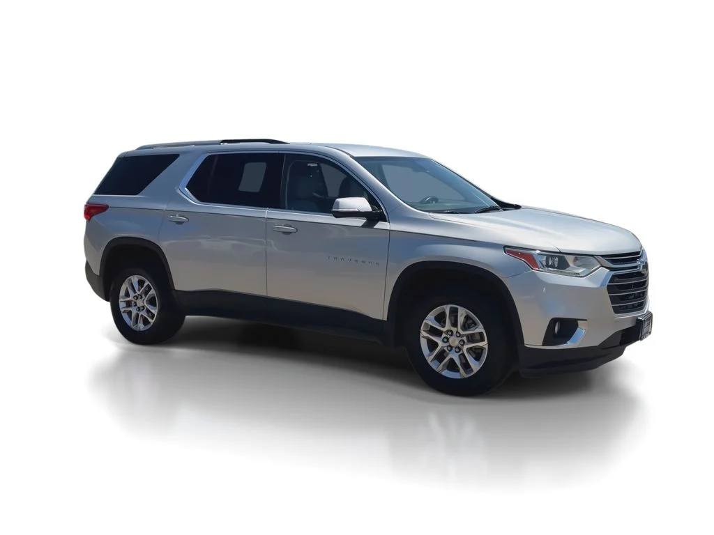 Used 2018 Silver Chevrolet LT image 2