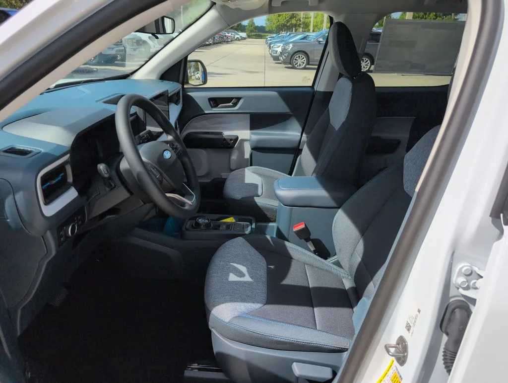 New 2026 White Ford XLT image 5