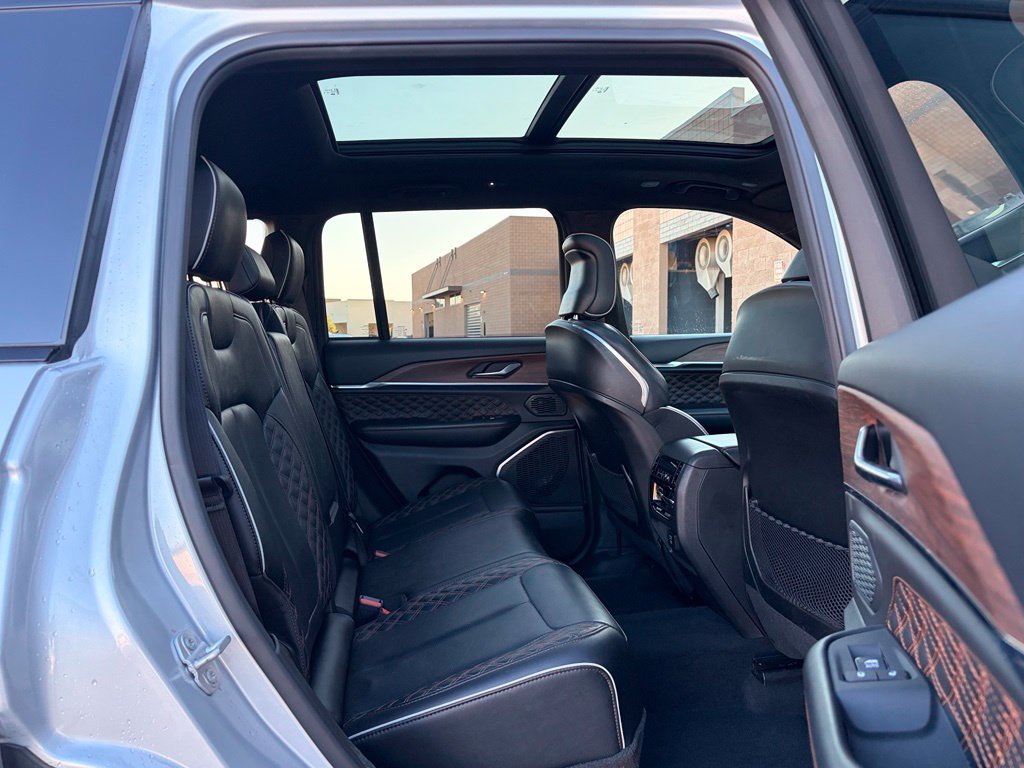 Certified Used 2025 Silver Jeep Summit image 16