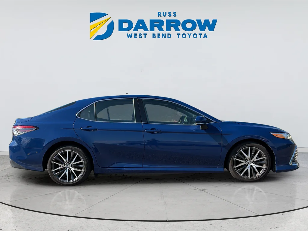 Used 2023 Blue Toyota XLE image 5