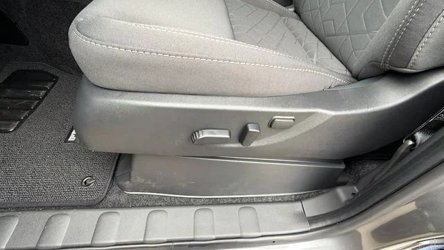 2026 Nissan Frontier SV - Photo 21