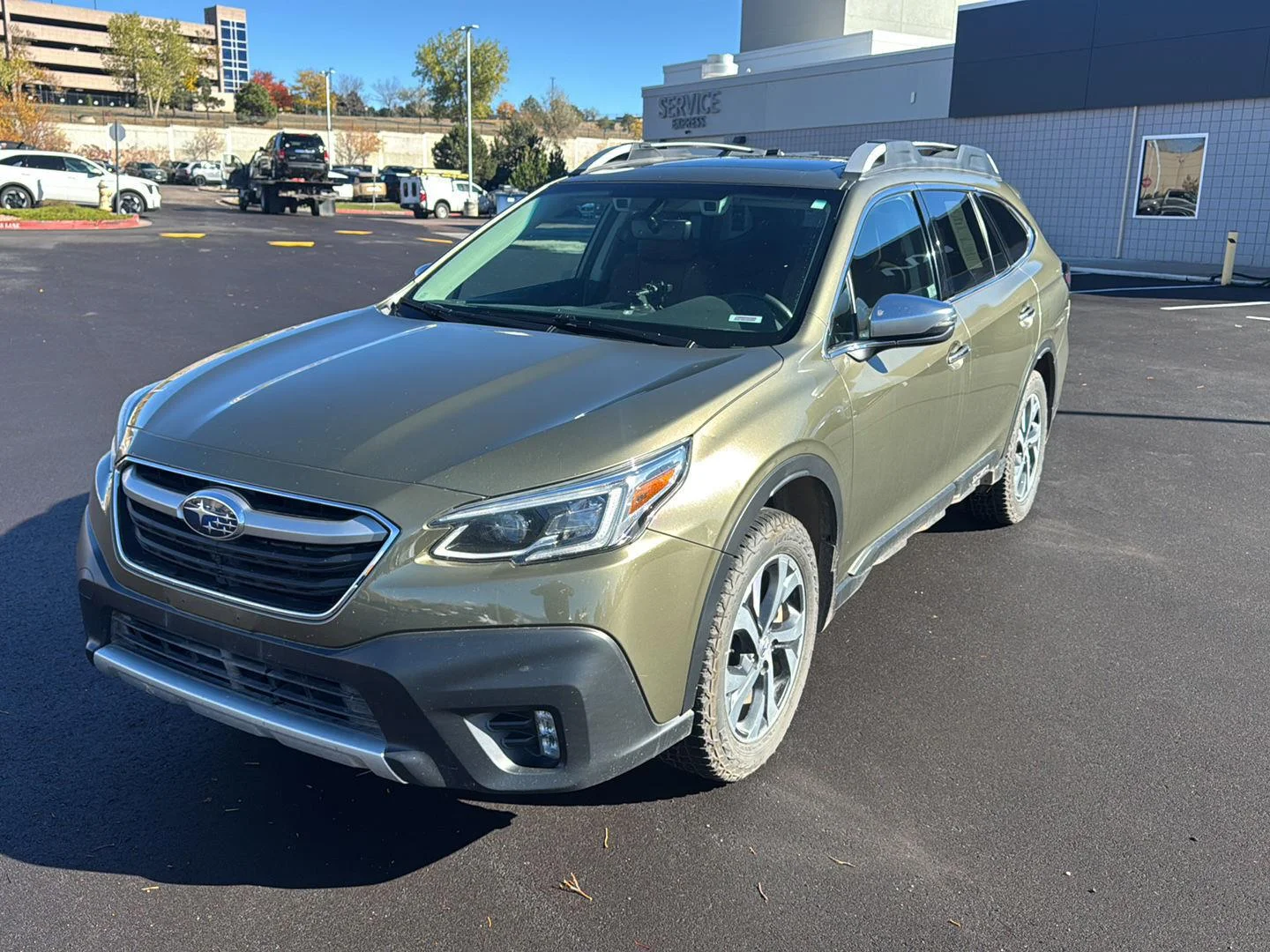 Used 2020 GREEN SUBARU TOURING XT image 1