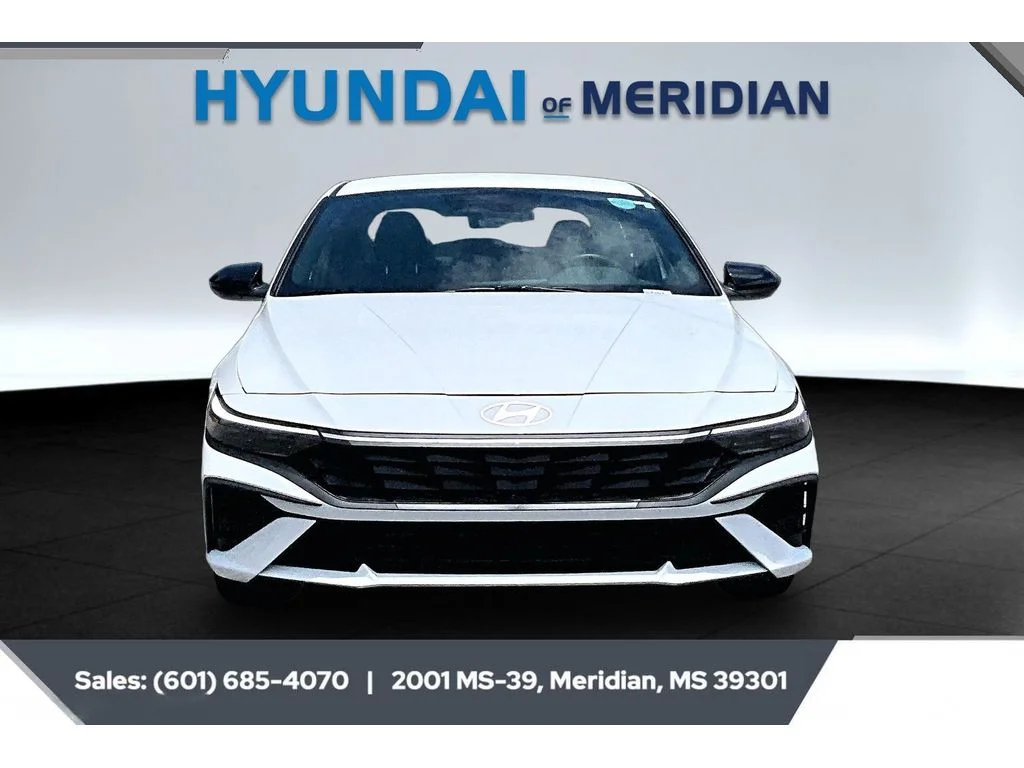 Used 2025 SERENITY WHITE Hyundai SEL Sport image 3