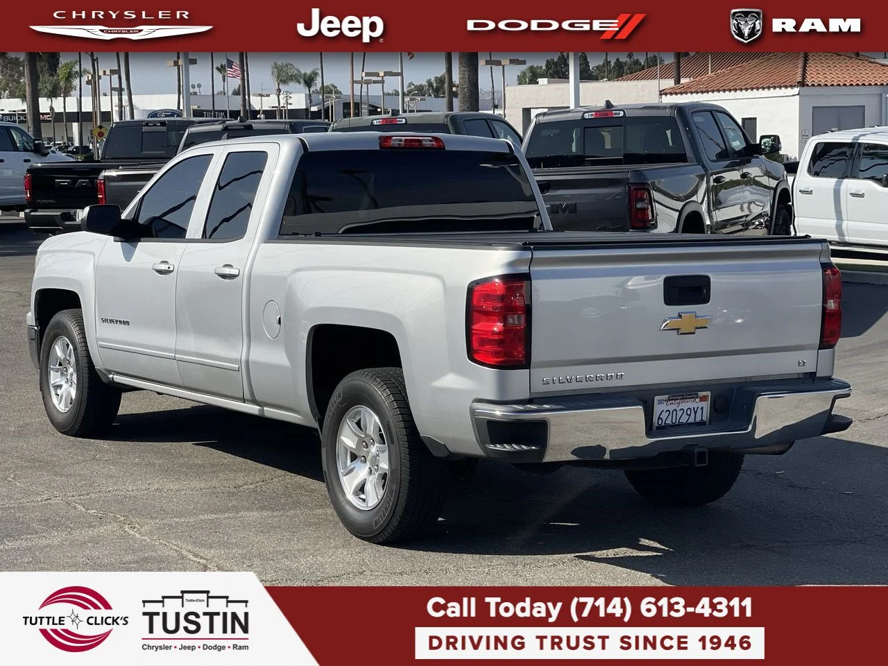 Used 2015 Silver Ice Metallic Chevrolet LT image 5