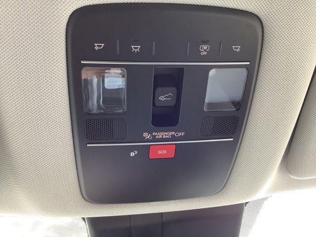 New 2026 Abyss Black Hyundai SEL Premium image 27