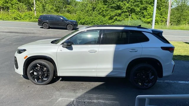 New 2026 White/off-white Volkswagen 2.0T SE R-Line Black image 8