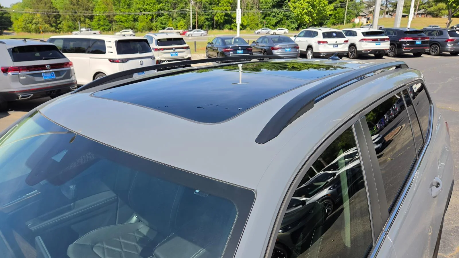 New 2026 Pure Gray Volkswagen 2.0T SE w/Technology image 10