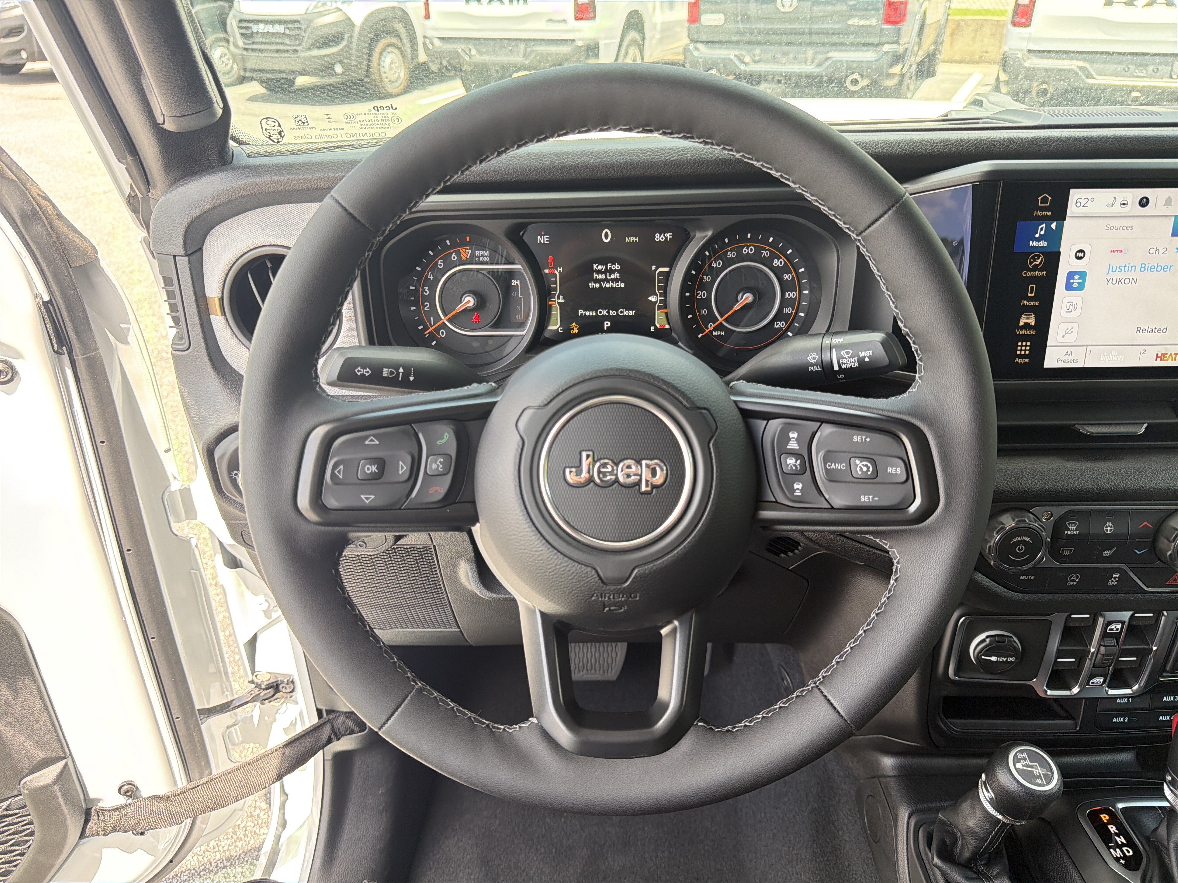 New 2026 Bright White Clear-Coat Exterior Paint Jeep Sport S image 28