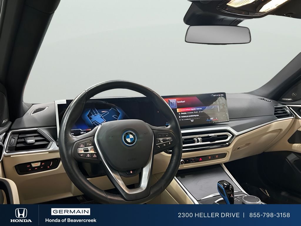 Used 2023 Alpine White BMW eDrive40 image 10
