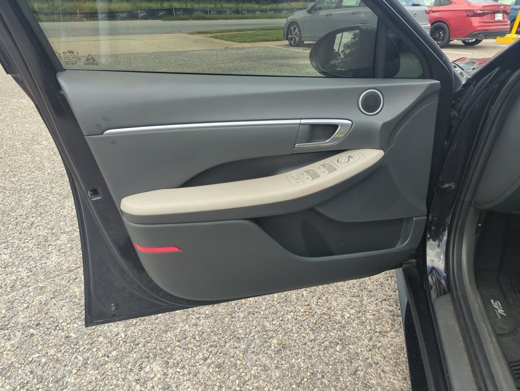 Used 2023 Blue Hyundai SEL image 18