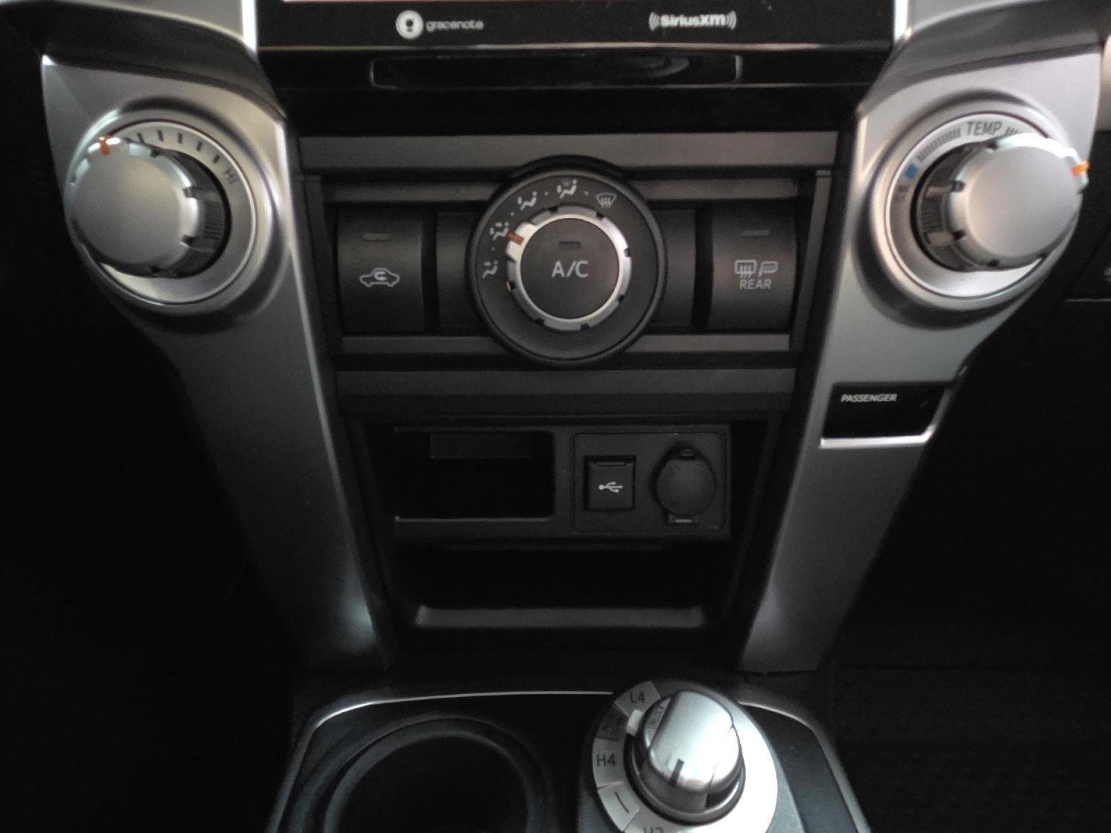 Used 2021 Midnight Black Metallic Toyota SR5 image 28