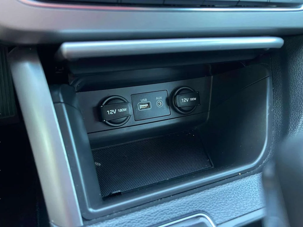 Used 2017 Phantom Black Hyundai Sport image 14