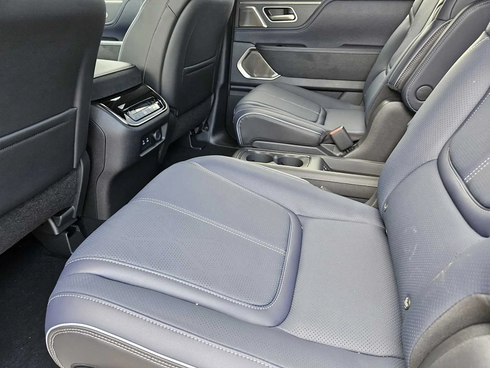 New 2026 RADIANT WHITE INFINITI Sport 4WD image 21