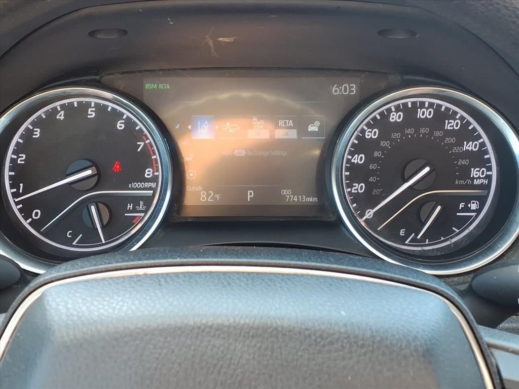 Used 2020 Silver Toyota LE image 21