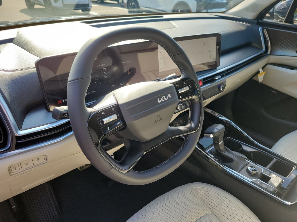 New 2026 Midnight Lake Blue Kia SX image 24