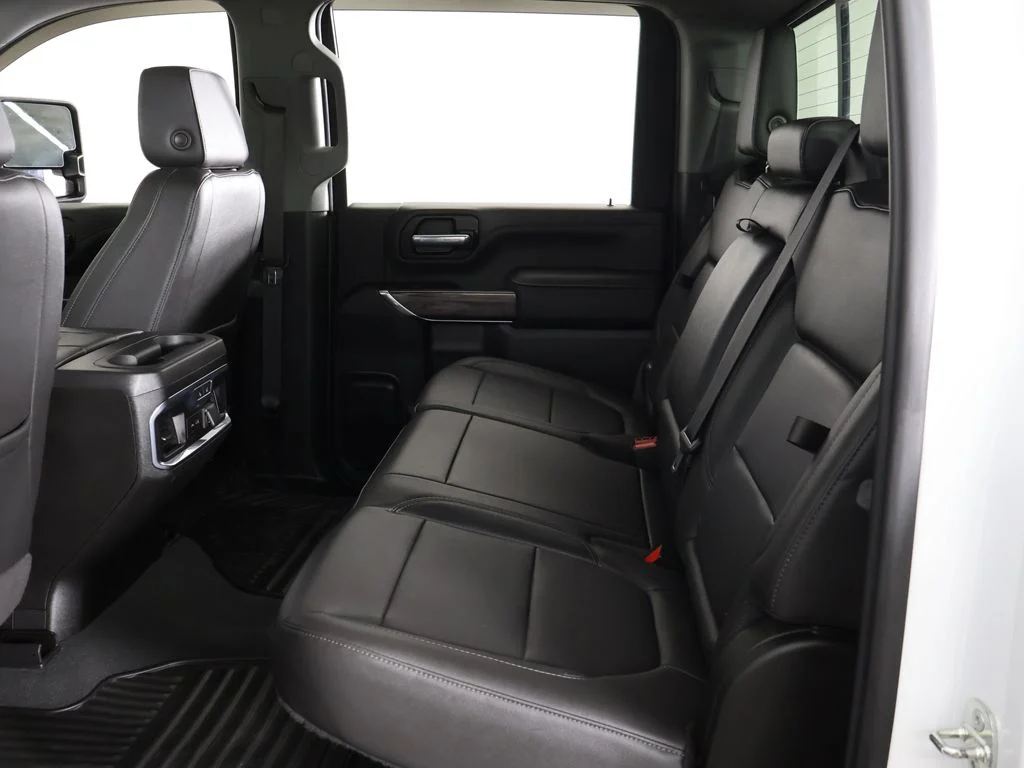 Used 2022 Summit White Chevrolet LTZ image 39