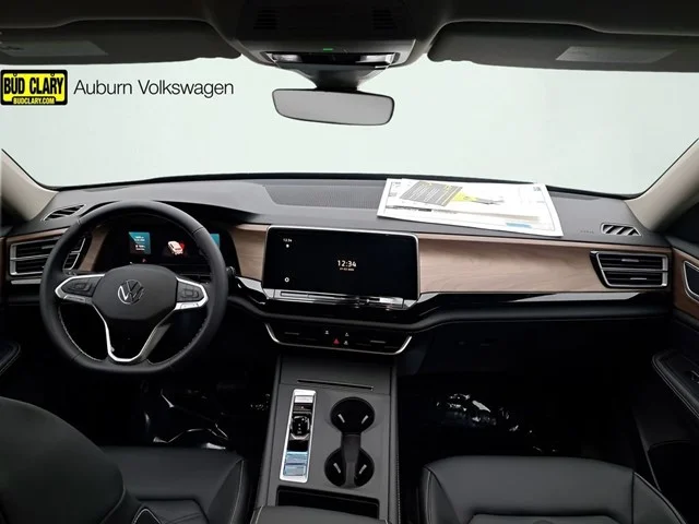 New 2026 Silver Mist Metallic Volkswagen 2.0T SE image 19