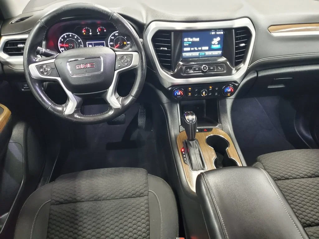 Used 2019 EBONY TWILIGHT METALLIC GMC SLE image 23