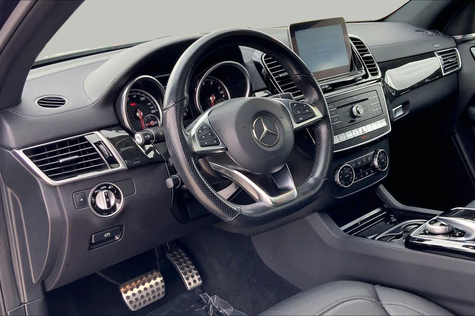 Used 2017 Black Mercedes-Benz AMG® GLE 43 image 16