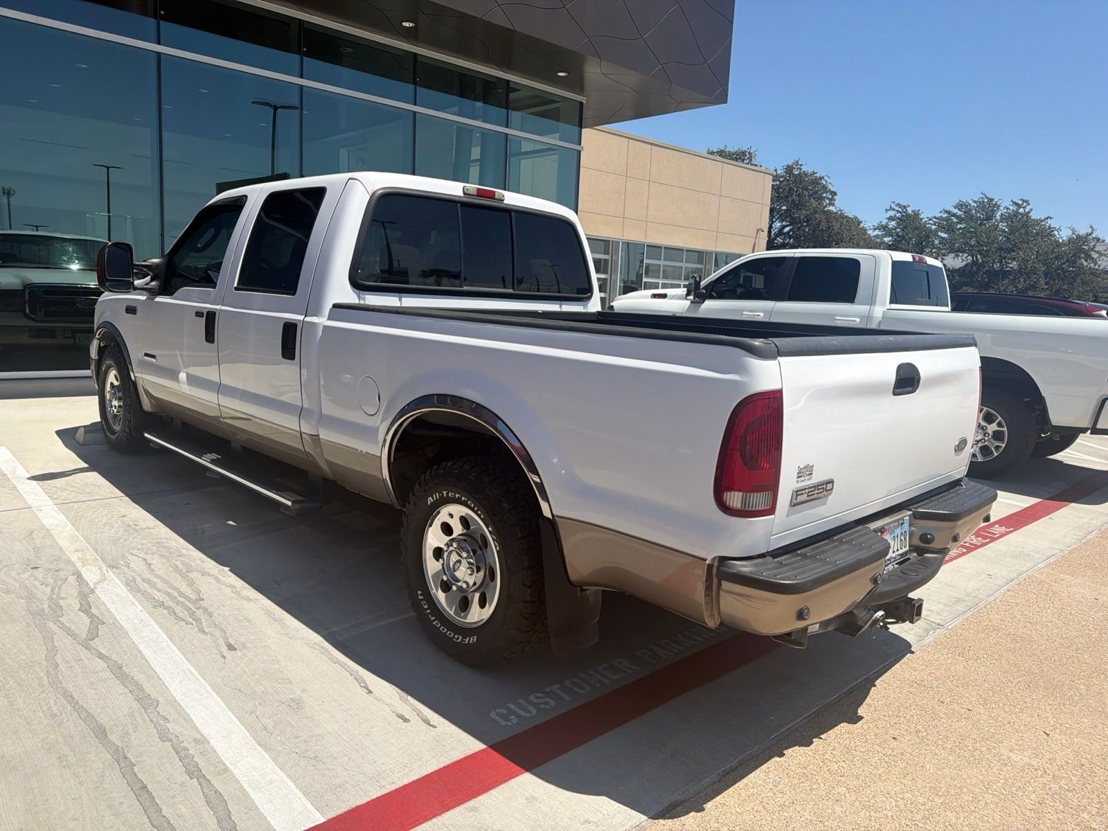 Used 2005 Oxford White Clearcoat Ford XLT image 6