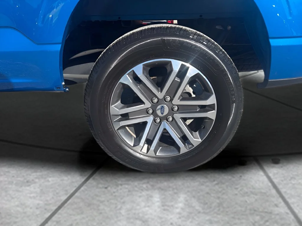 Used 2021 Blue Ford XL image 27