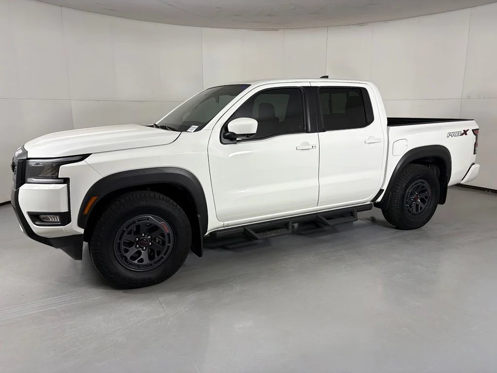 New 2026 Glacier White Nissan Crew Cab PRO-X® image 5
