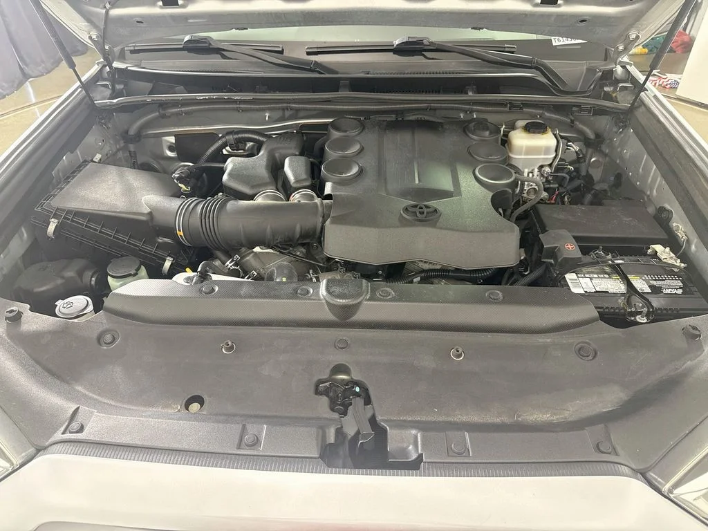 Used 2014 Classic Silver Metallic Toyota Limited image 30