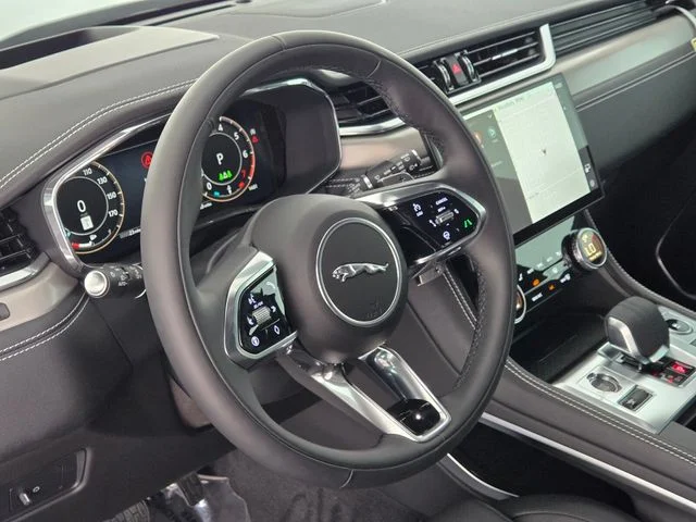 2026 Jaguar F-Pace R-Dynamic S - Photo 21