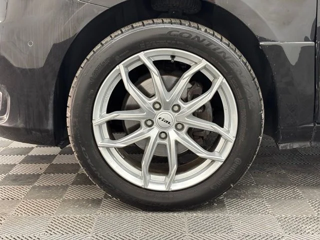 Used 2019 Black Mercedes-Benz Metris by Explorer image 48