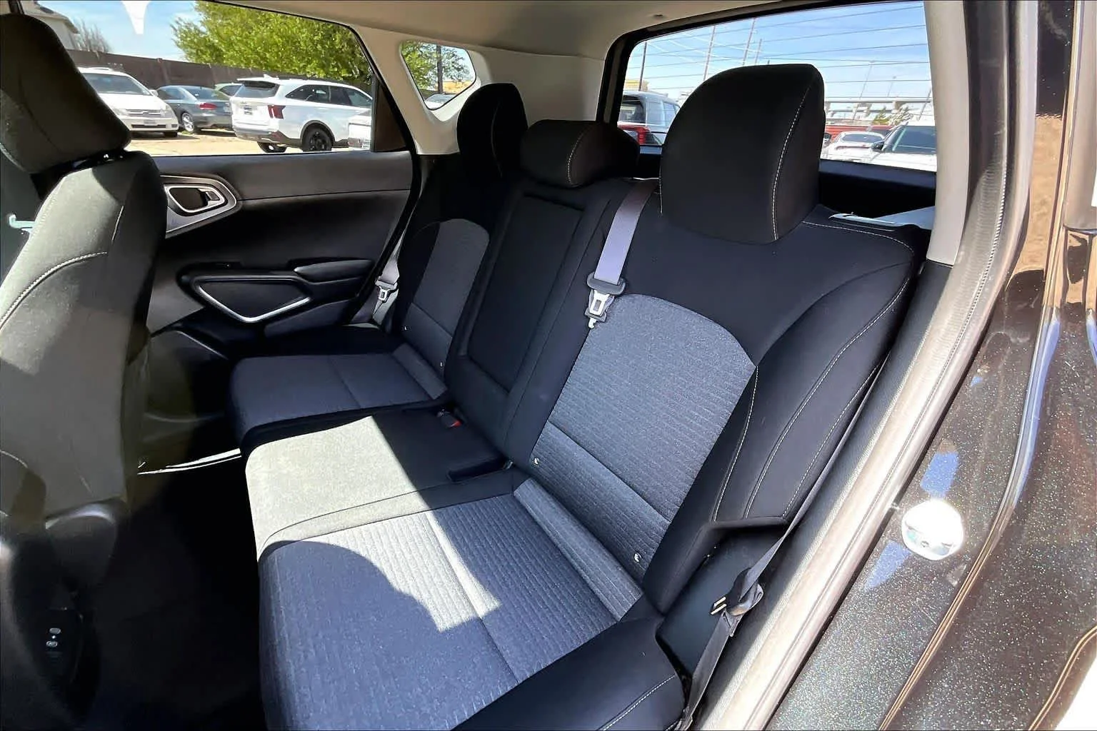 Used 2023 Fusion Black Kia EX image 18