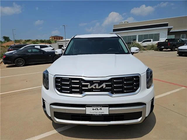 Used 2023 Glacial White Pearl KIA S Front-Wheel Drive image 8