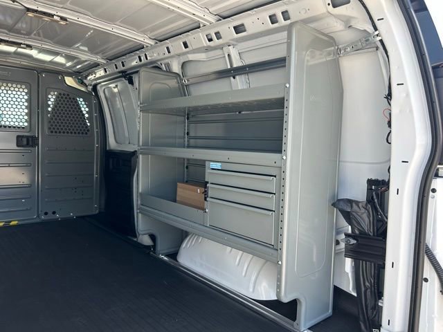 2025 Chevrolet Express Cargo Work Van - Photo 12