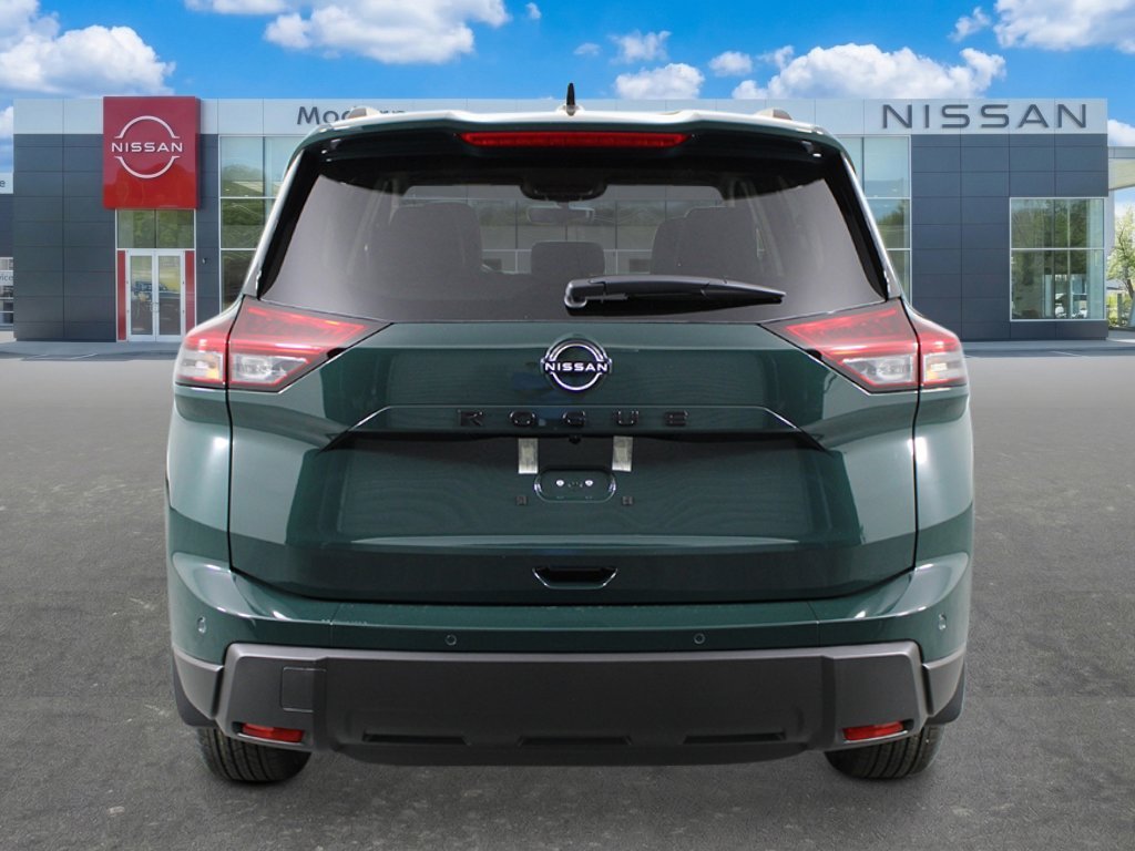 New 2026 Obsidian Green Nissan Dark Armor image 4