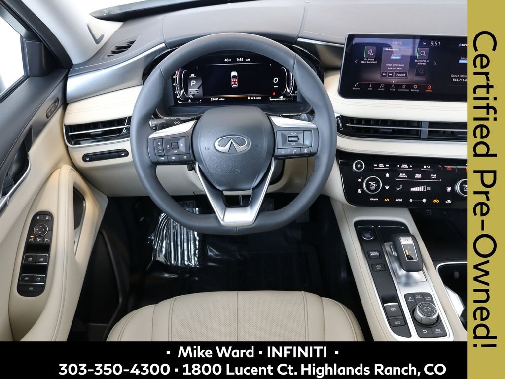 Used 2023 White INFINITI LUXE image 8