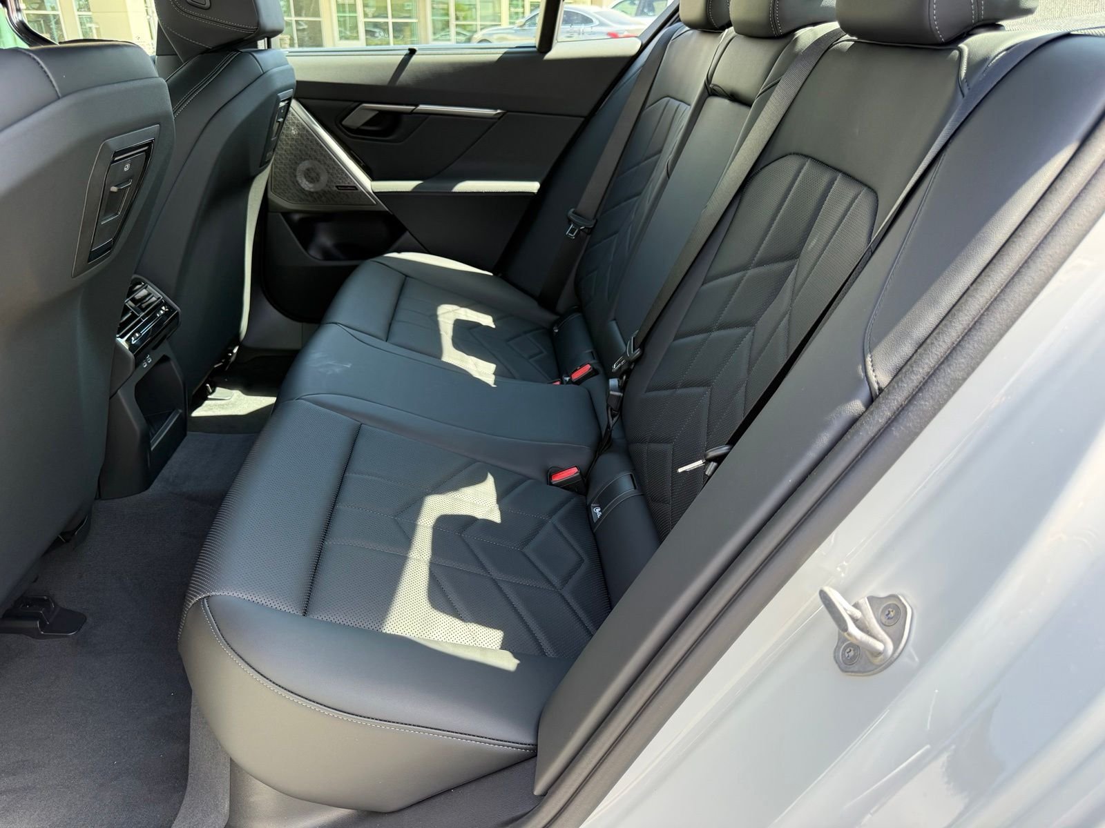 New 2027 Alpine White BMW 530i image 30